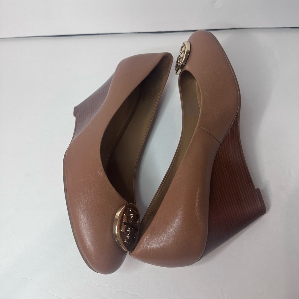 Tory Burch Women's Brown Leather Wedges Sz.8.5 - Picture 5 of 9